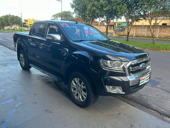 FORD RANGER 3.2 XLT 4X4 CD 20V DIESEL 4P AUTOMÁTICO